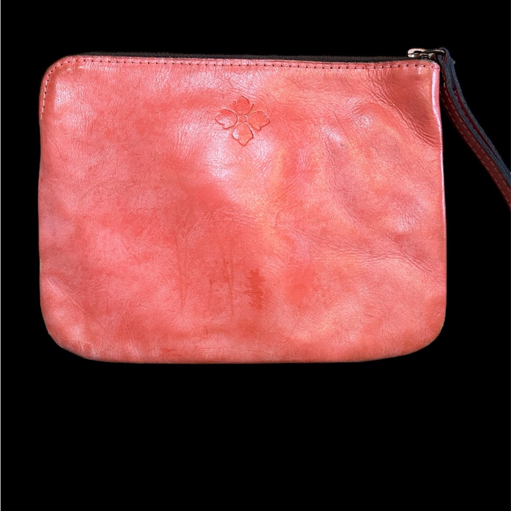 Patricia Nash  Burnt Coral Leather Bark Leaves Cassini Embossed Wristlet